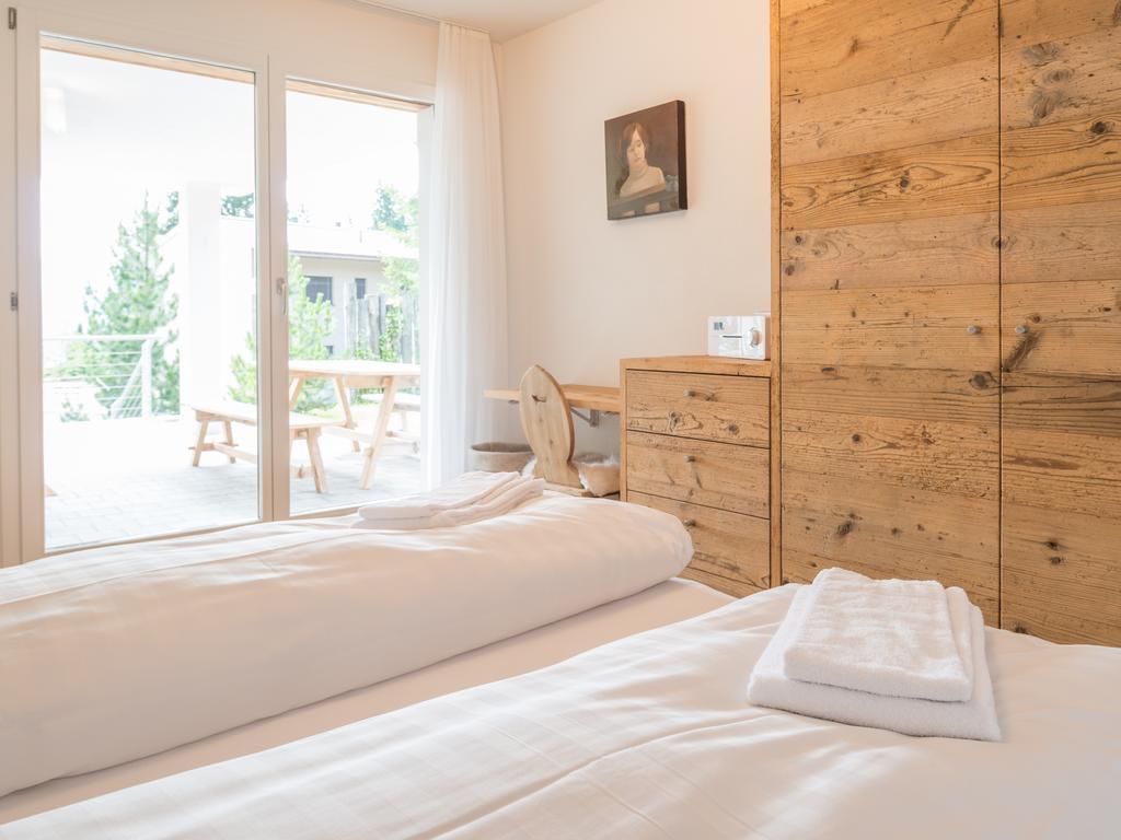 Edelweiss Mira Neiv Apartment Флимс Екстериор снимка